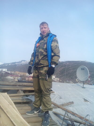  ,   Ilya, 33 ,   ,   