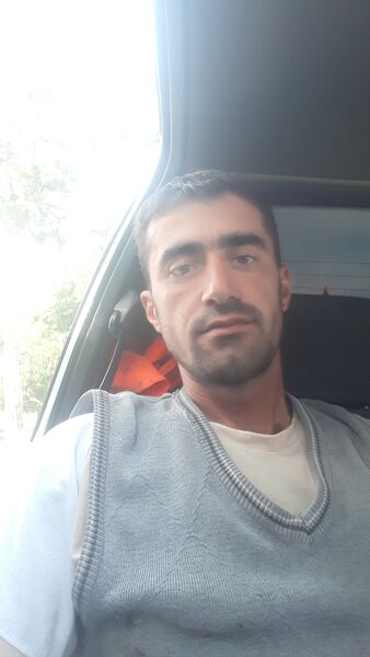  ,   Iskandar, 33 ,   ,   , c 