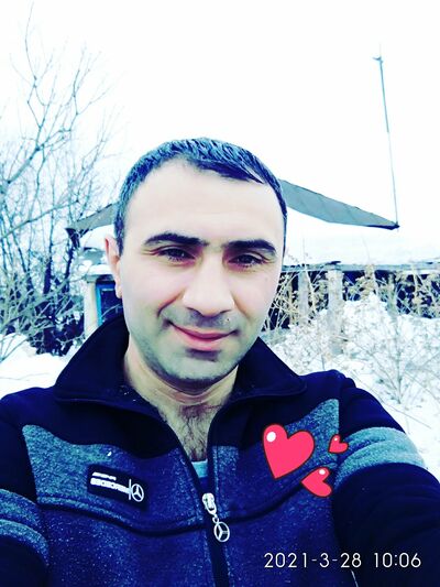  ,   Arman, 42 ,   ,   