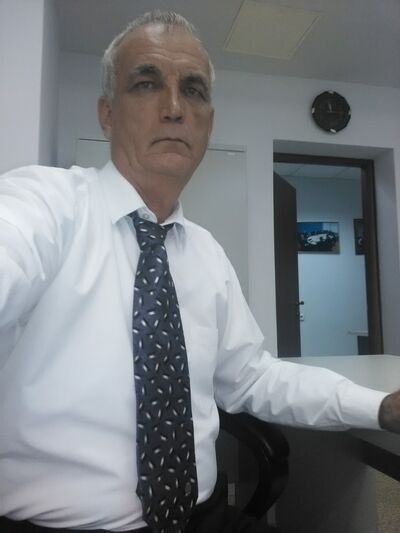  ,   Alex, 57 ,   