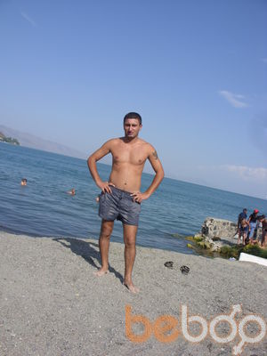 ,   Robert, 39 ,   