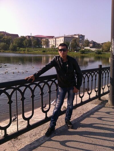  -,   Jamshid, 32 ,   ,   