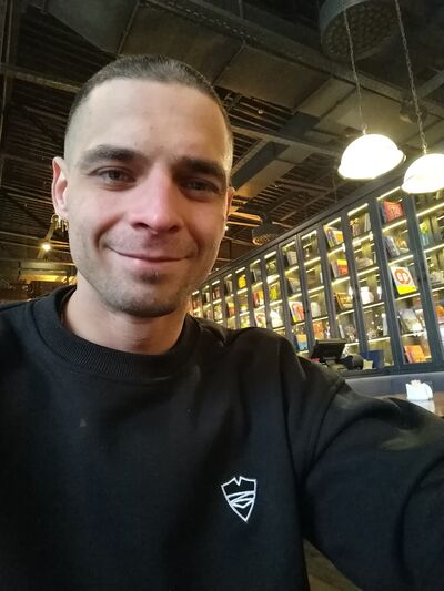  -,   Mikhail, 32 ,   ,   , c 