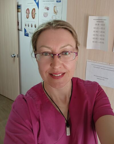  ,   Anna, 41 ,   