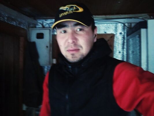  ,   Aziret, 33 ,   ,   , c 