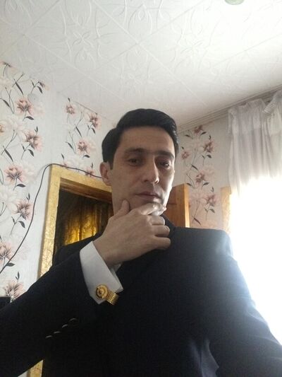  ,   Komoliddin, 44 ,   