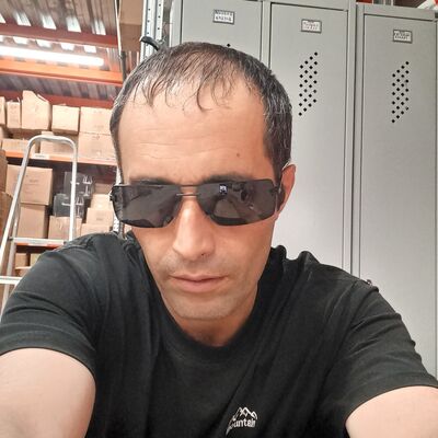  ,   , 40 ,   c 