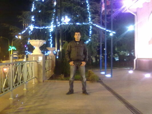  ,   Igor, 37 ,   