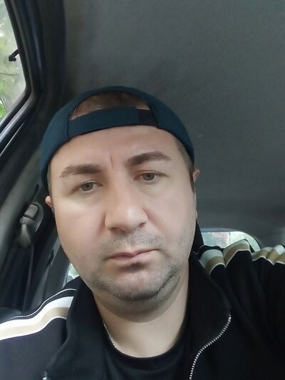  ,   Nika, 33 ,   ,   