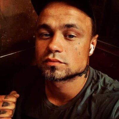  ,   Edvin, 28 ,  