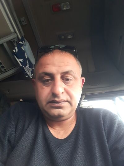  ,   Erik, 46 ,   ,   , c 