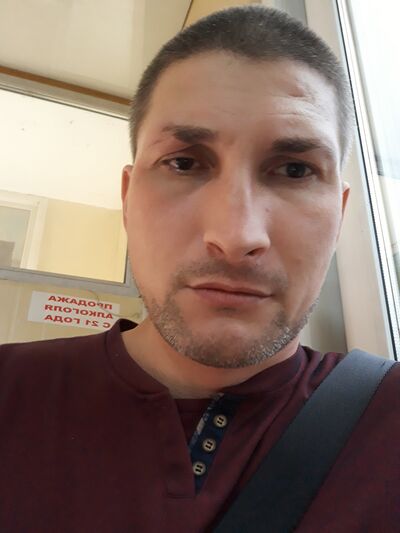  --,   , 44 ,  