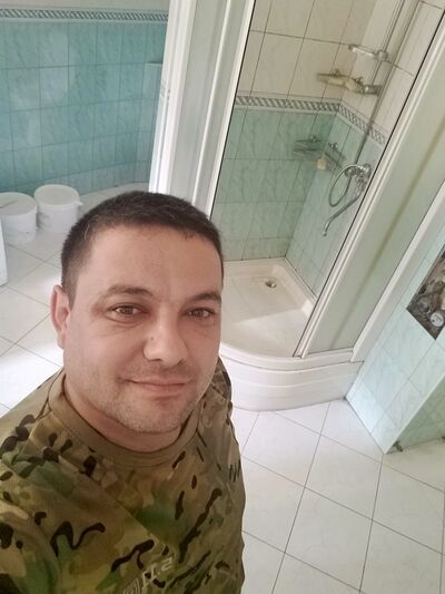  ,   Alexs, 38 ,   ,   