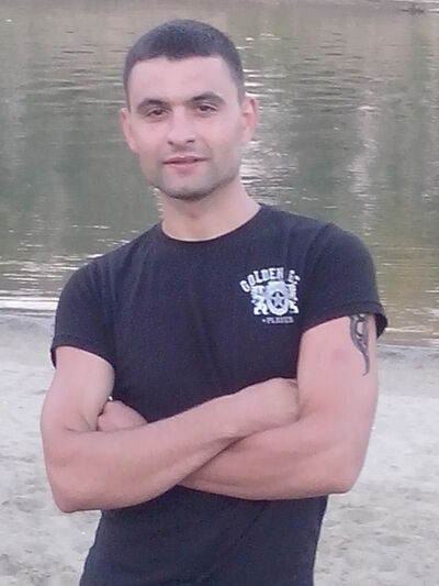  ,   Slava, 34 ,  