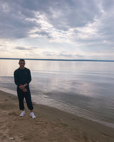  ,   Volodya, 27 ,   c 