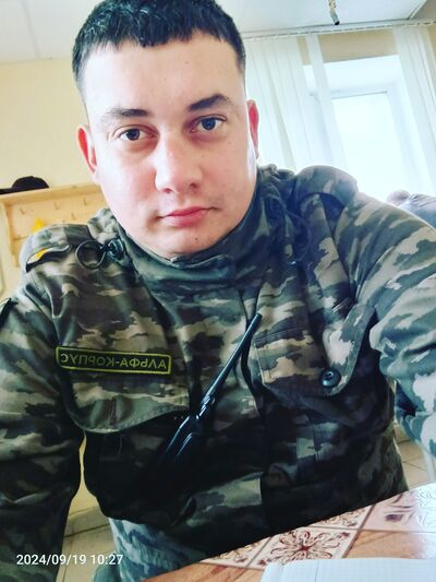  ,   Artyom, 32 ,   ,   , c , 