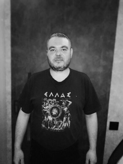  ,   Zhigan, 38 ,   c 