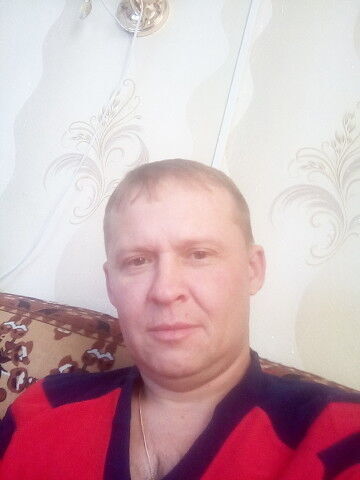  ,   Igor, 46 ,   