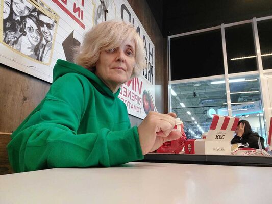  ,   Larisa, 53 ,     , c , 