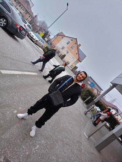  Alba Iulia,   Lionardo, 25 ,   ,   