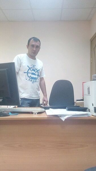  ,   Artur, 40 ,   ,   , c 