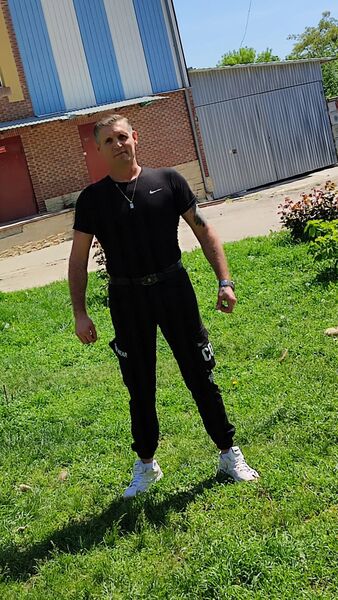 ,   Vano, 46 ,   ,   