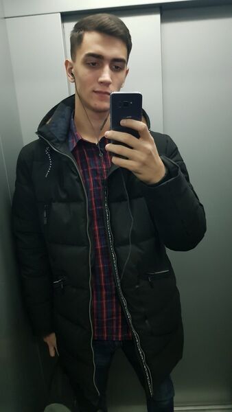  ,   Anton, 28 ,   , 