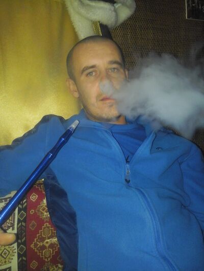  Mountain View,   , 42 ,   