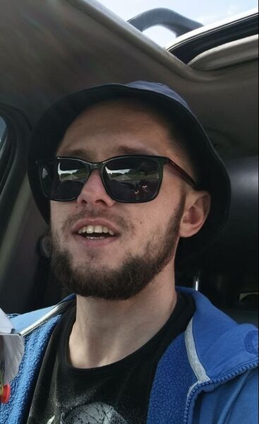  ,   Anton, 35 ,   ,   