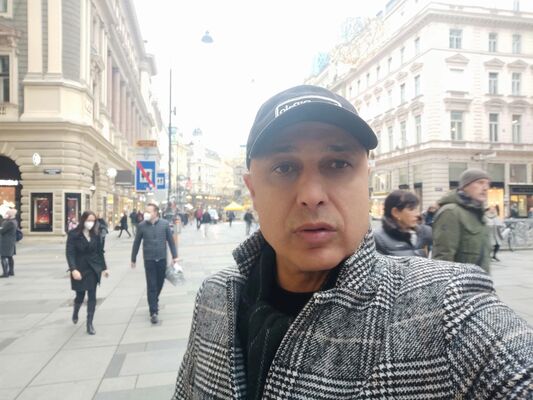  -,   Stan, 48 ,   ,   , c 