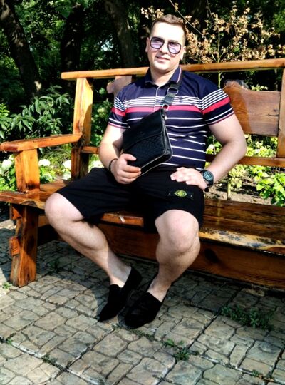  ,   Artur, 34 ,   ,   