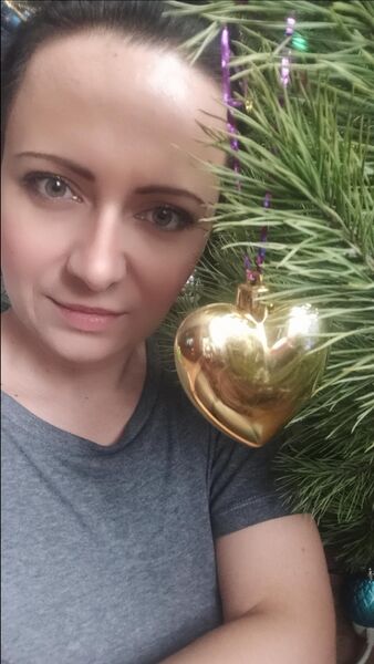  ,   Victoria, 35 ,  