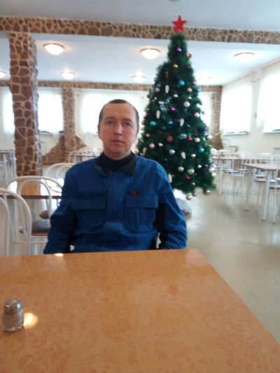  ,   Ruslan, 44 ,   ,   