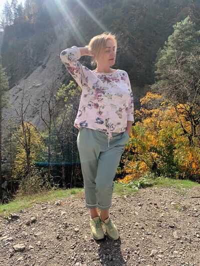  Acala del Rio,   , 44 ,     , c 