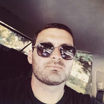 ,   Tengo, 32 ,     