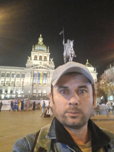  Praha,   , 37 ,   ,   