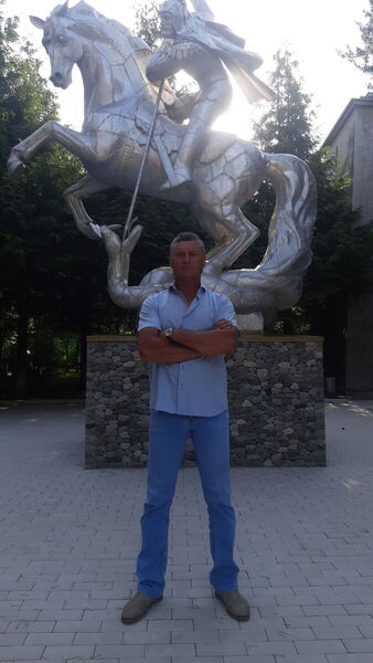  --,   Vladimir, 54 ,   
