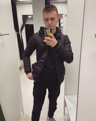  ,   Marsel, 24 ,   ,   