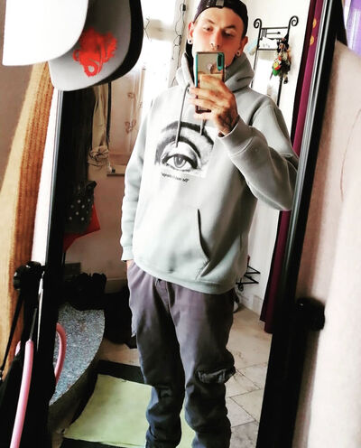  ,   Alexander, 28 ,   ,   