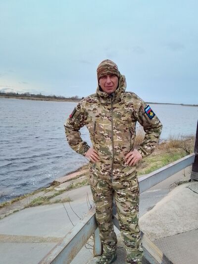  ,   Denis, 42 ,   ,   , 