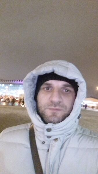  ,   Vito, 41 ,   