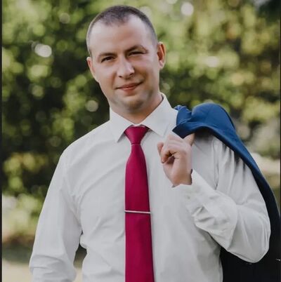  ,   Cheker, 37 ,     