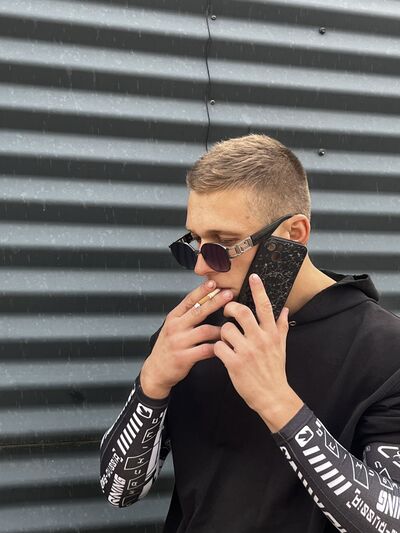  ,   Daniil, 22 ,   ,   , c , 
