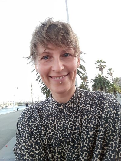  Barcelona,   , 54 ,   ,   , c 