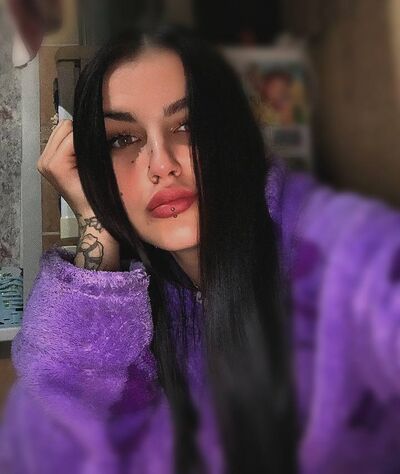  ,   Anastasia, 21 ,     , c 