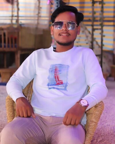  ,   Jay, 21 ,   ,   