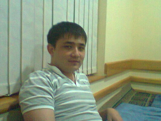  ,   Rowan, 34 ,   ,   , c , 