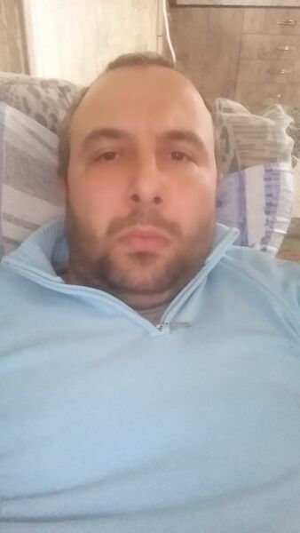  ,   Levan, 43 ,   