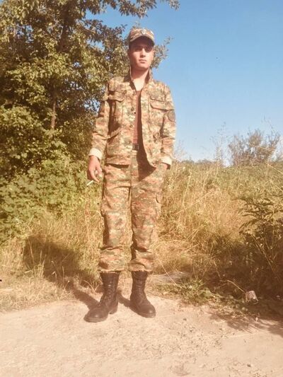  ,   Arman, 23 ,   ,   