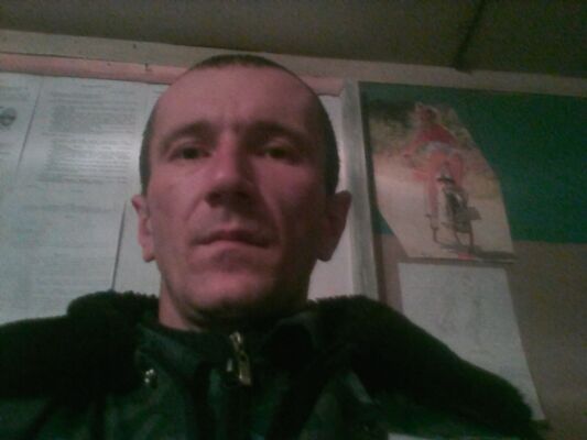  ,   Anton, 40 ,   